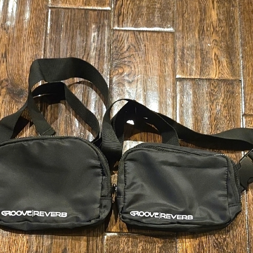 GrooveReverb Black Unisex Bag